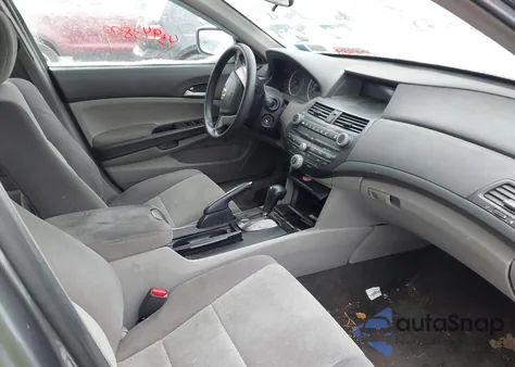 2009 Honda Accord 2.4 Lx-P z USA, uszkodzony, nr VIN 1HGCP26449A074111